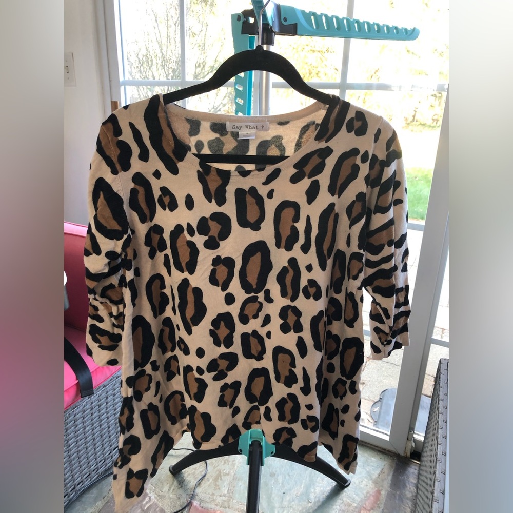 Cute leopard sweater